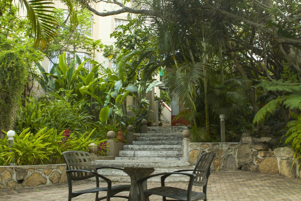 Sunset Manor Panzió Mbombela Kültér fotó