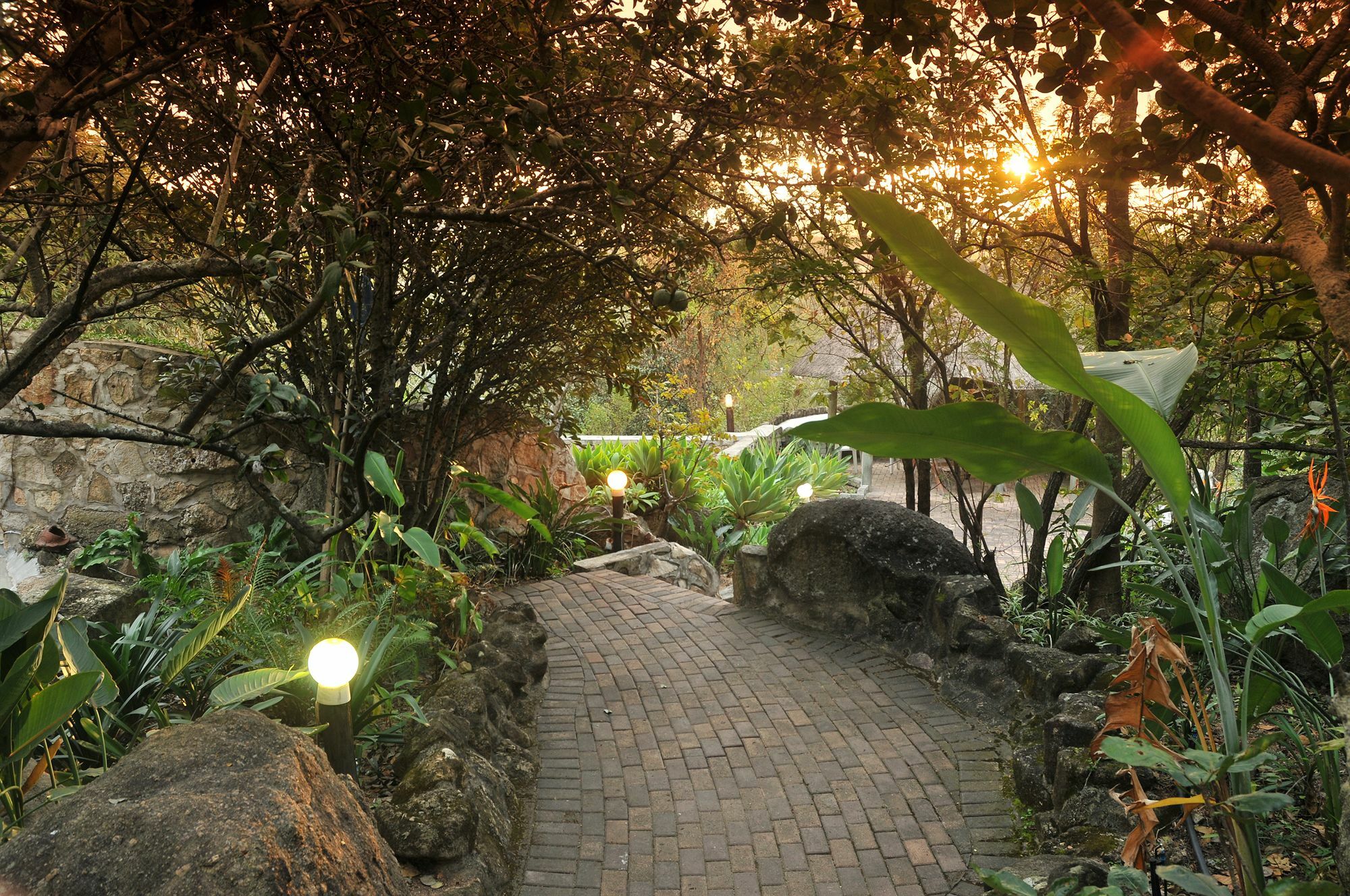 Sunset Manor Panzió Mbombela Kültér fotó